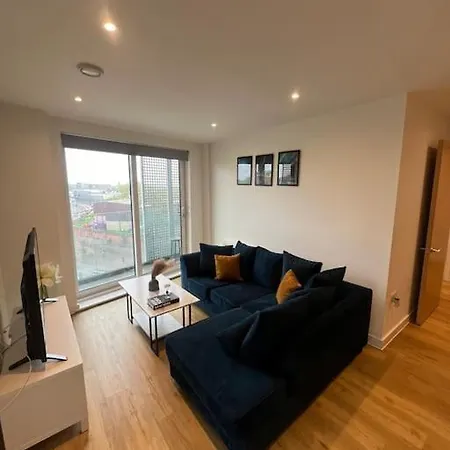 2 Bed Corner Apartment With Gym Manchester Extérieur photo