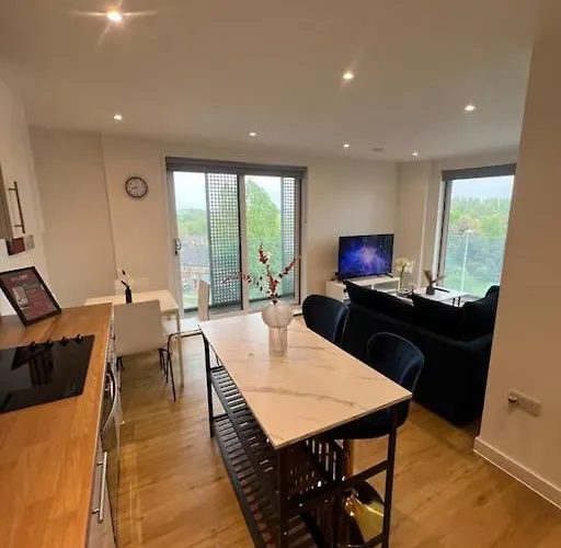 2 Bed Corner Apartment With Gym
